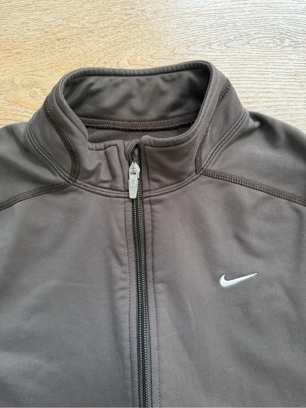 Nike Women's Fit-Dry (FITDRY) Full-Zip Running Jacket Sz Medium Olive Brown - Picture 2 of 8